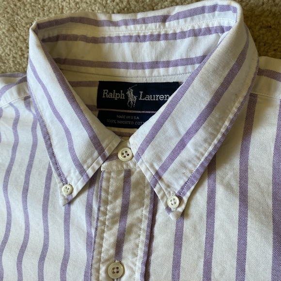 Button down - Picture 1 of 3